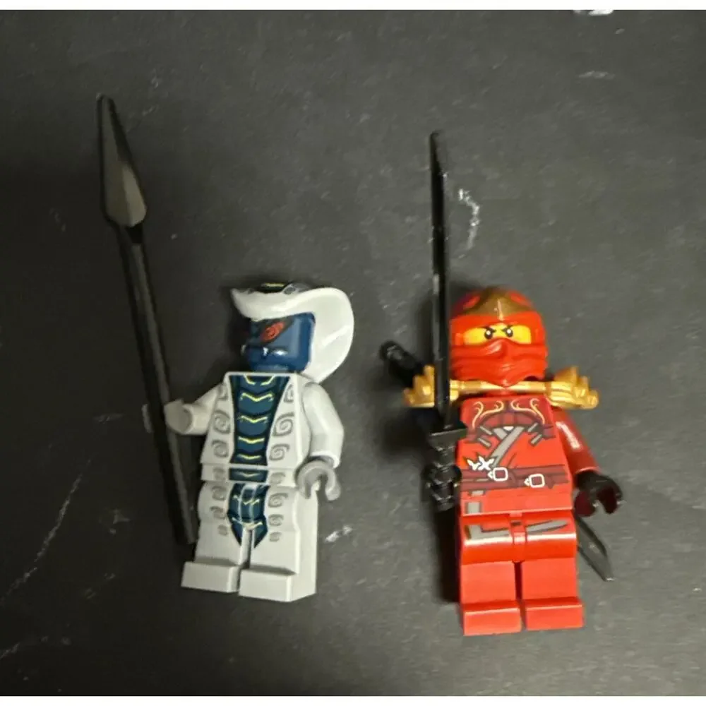 Lego Ninjago 9441 Kai's Blade Cycle Minifigures Instructions Box 100% Complete